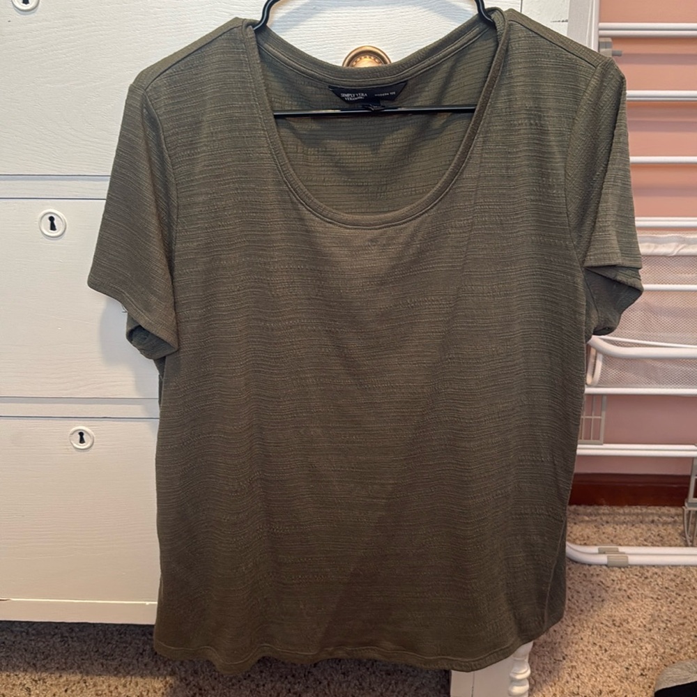 Simply Vera Wang textured modern tee - green